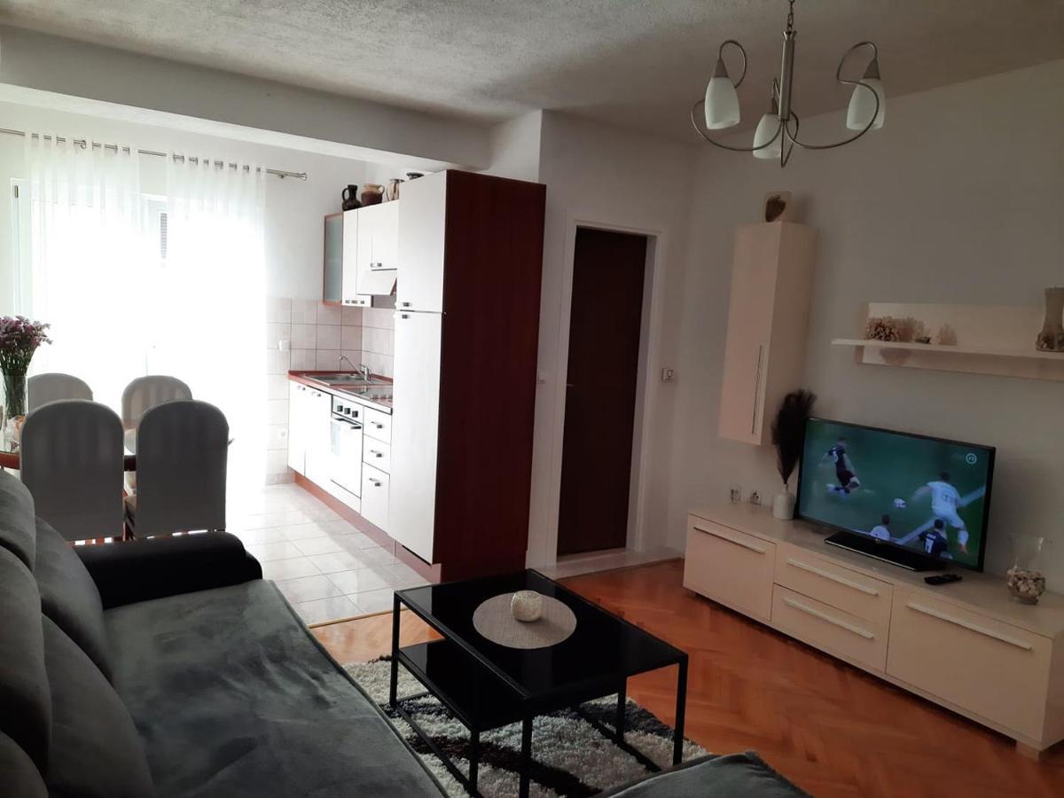 Apartments Rose Loboja ماكارسكا المظهر الخارجي الصورة