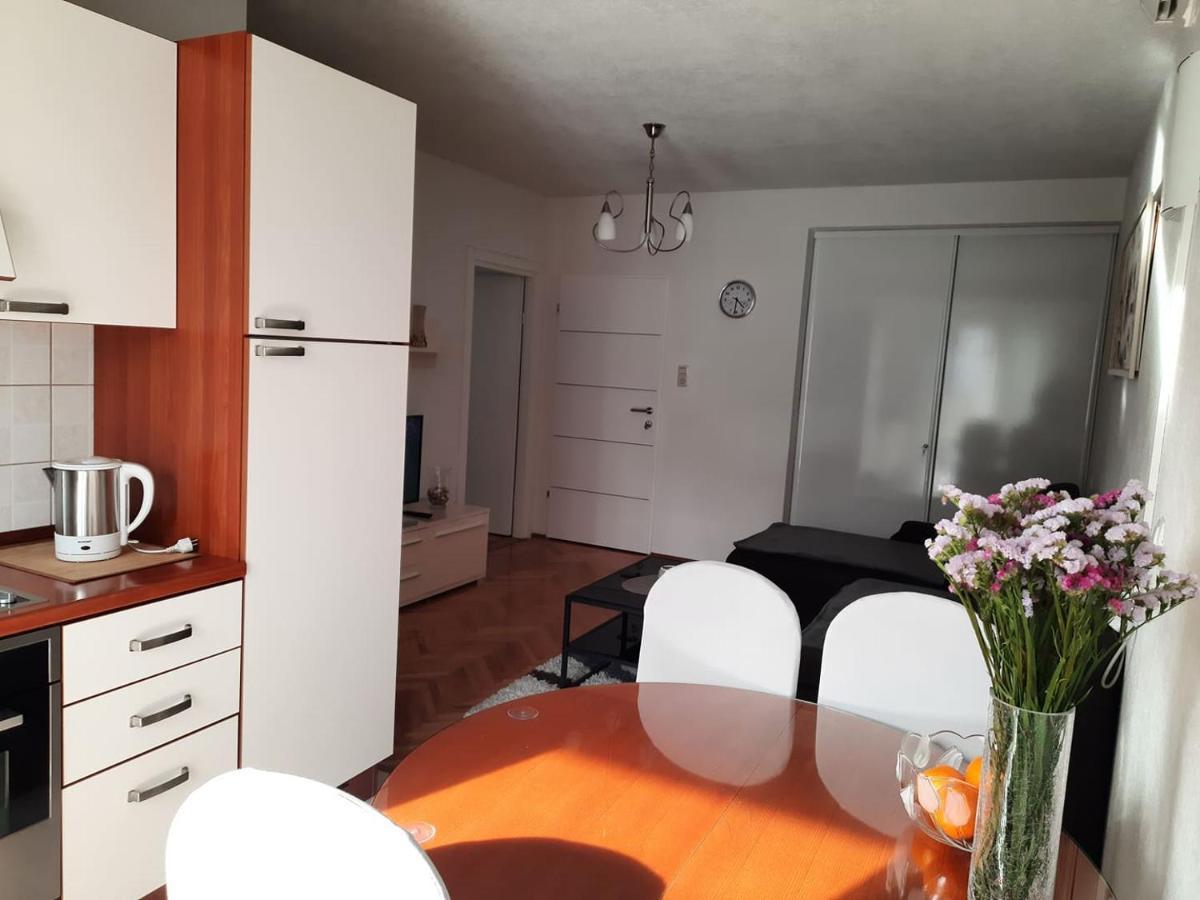 Apartments Rose Loboja ماكارسكا المظهر الخارجي الصورة