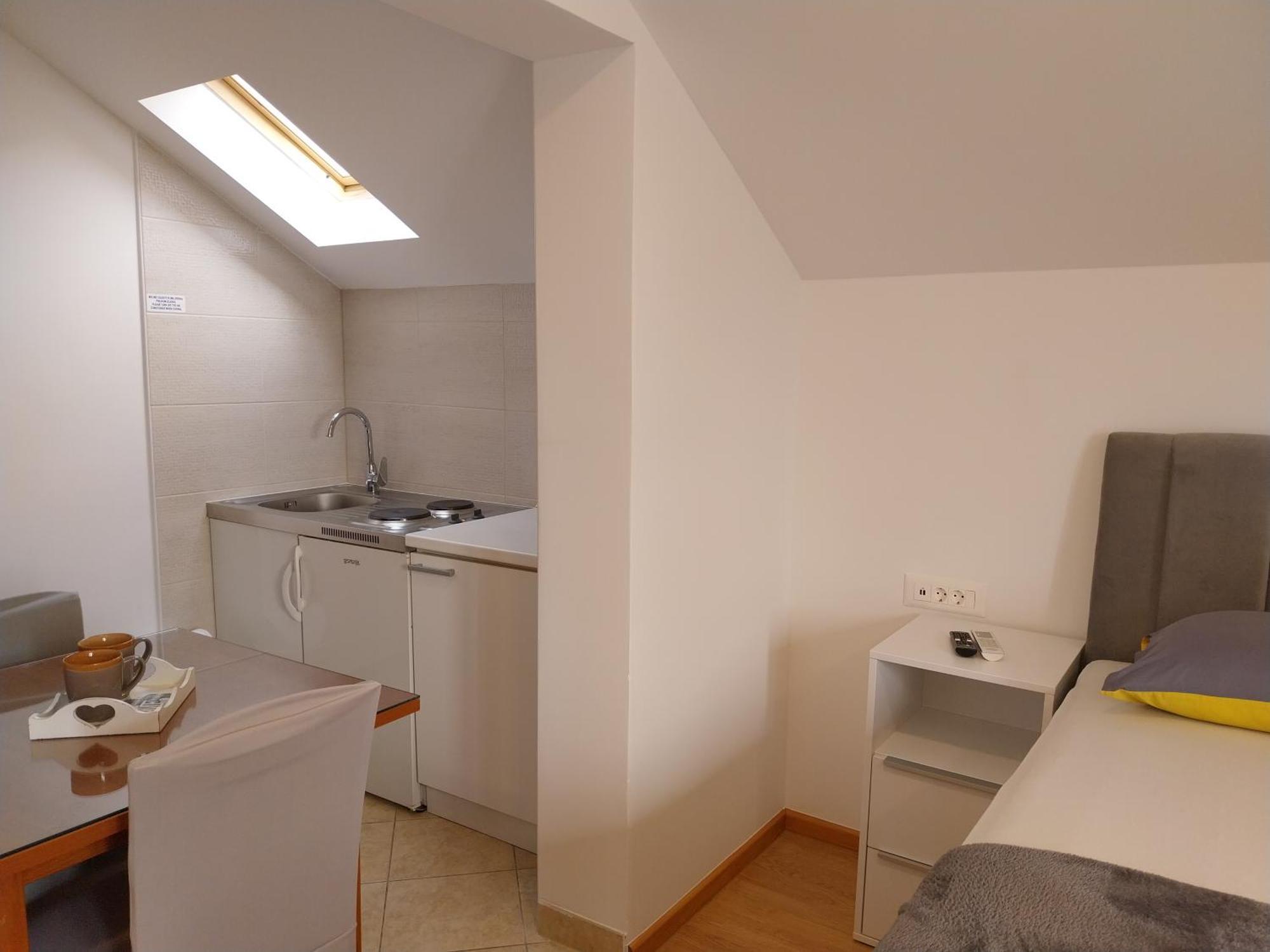 Apartments Rose Loboja ماكارسكا المظهر الخارجي الصورة