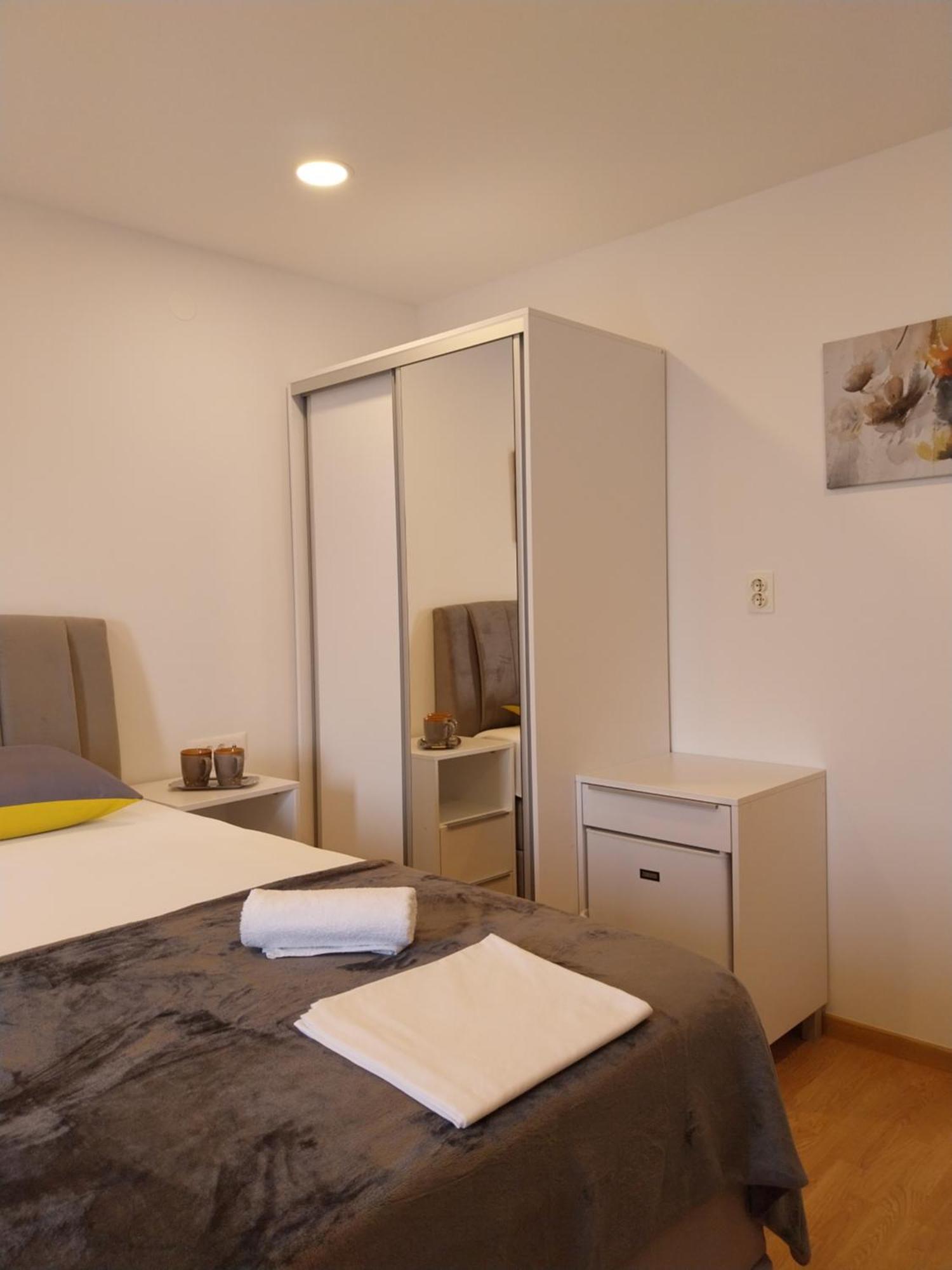 Apartments Rose Loboja ماكارسكا المظهر الخارجي الصورة